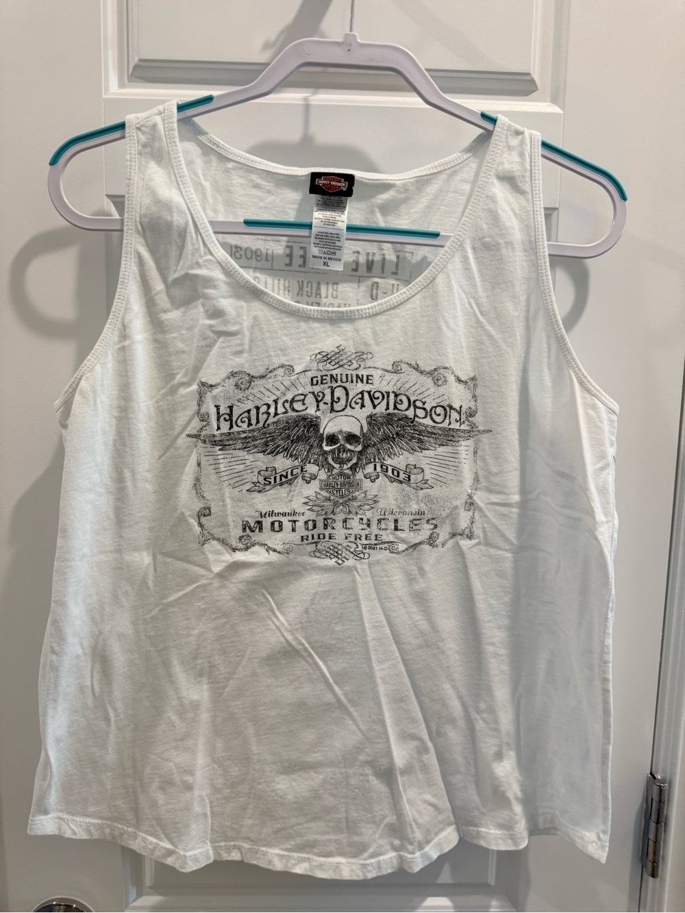 Harley-Davidson White Tank Top with Black Vintage Script